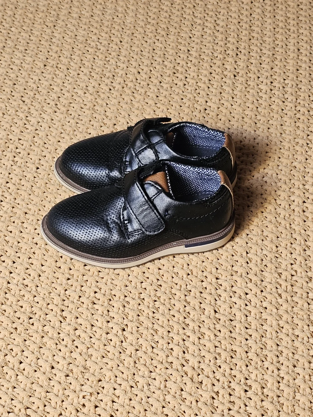 Nordstrom‎ Rack Dustin Shoes Kids Size 7D Black